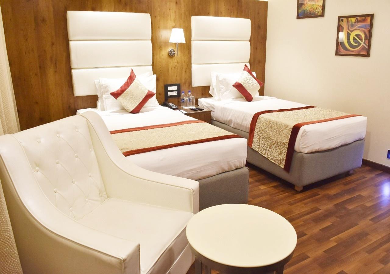 Ss Lumina Hotel Bangalore Eksteriør billede