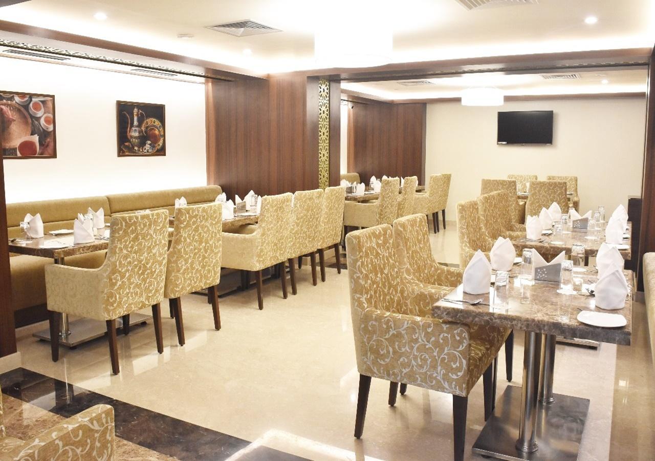 Ss Lumina Hotel Bangalore Eksteriør billede