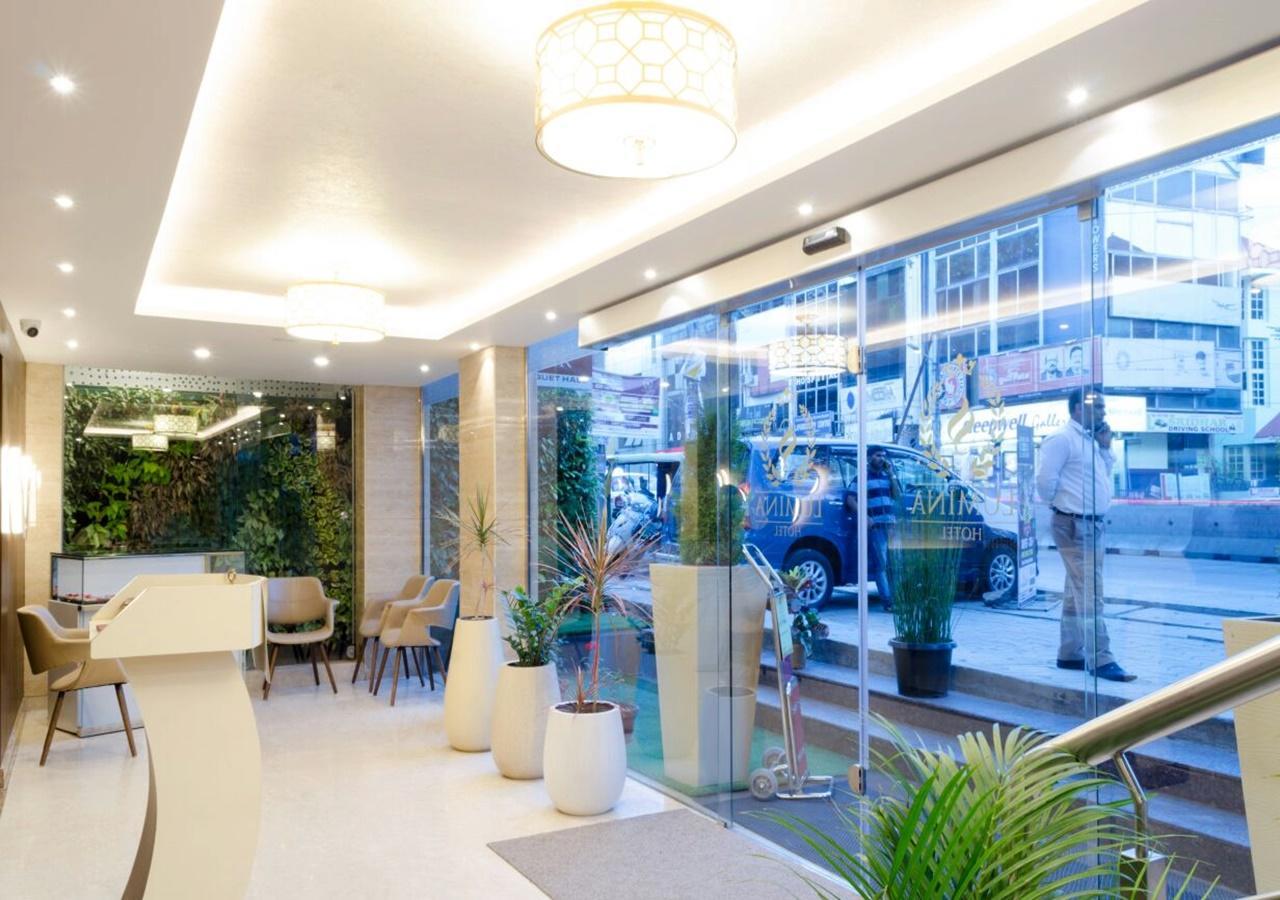 Ss Lumina Hotel Bangalore Eksteriør billede