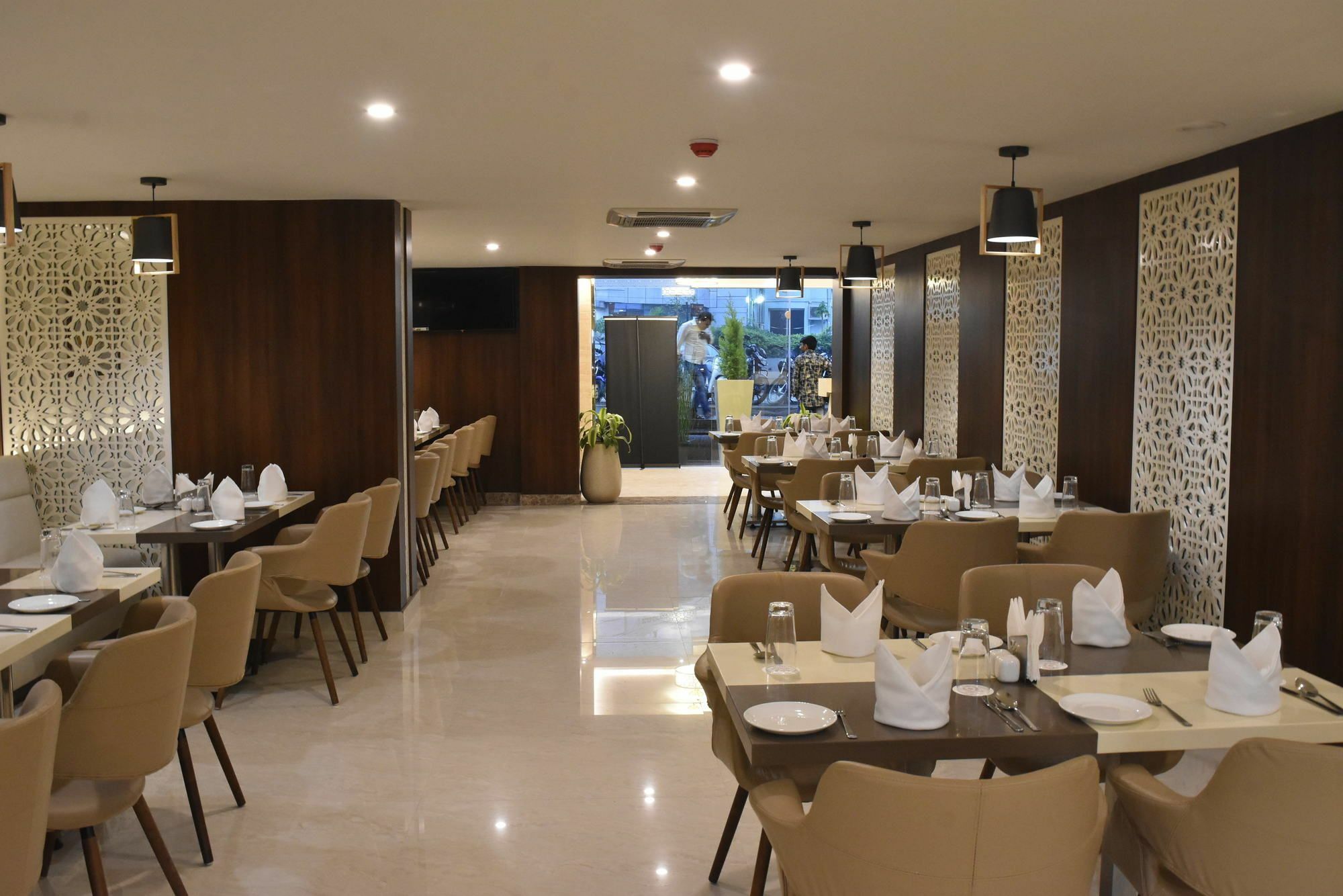 Ss Lumina Hotel Bangalore Eksteriør billede